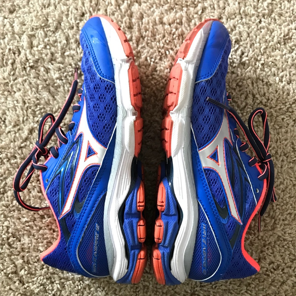 Mizuno Wave Inspire 12 Running Shoes